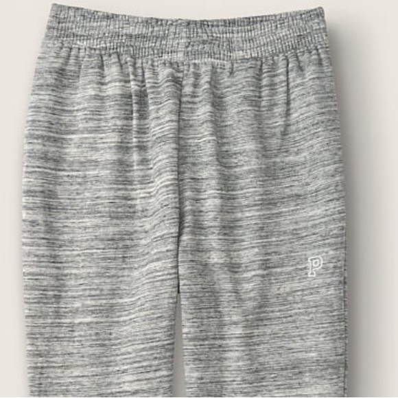 NWT Victoria secret PINK High Waist Campus
Jogger size S - Picture 5 of 5